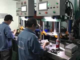 TUYỂN CÔNG NHÂN SẢN XUẤT